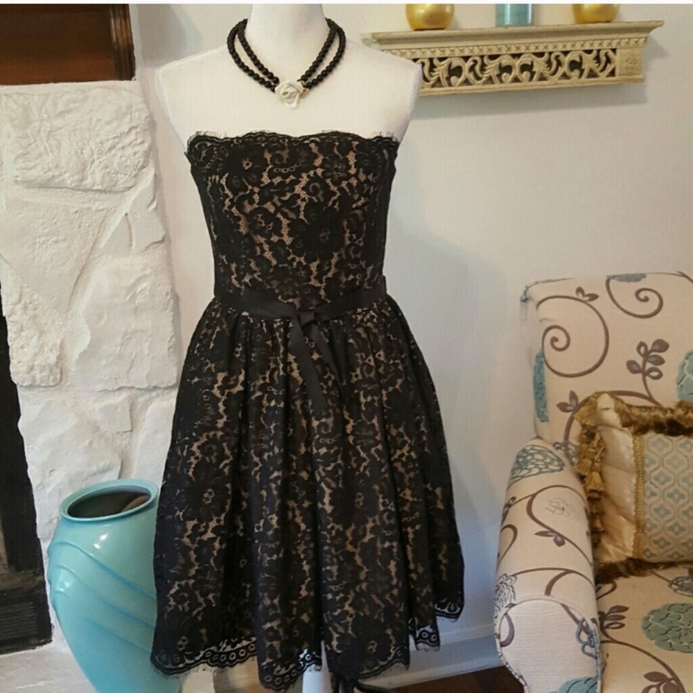 Liberated and Free Elegant Strapless Dress